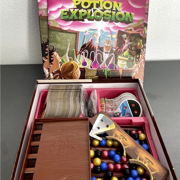 POTION EXPLOSION BOARD GAME 2ND EDITION ITALY HORRIBLE GUILD GAMES - Picture 5 of 6
